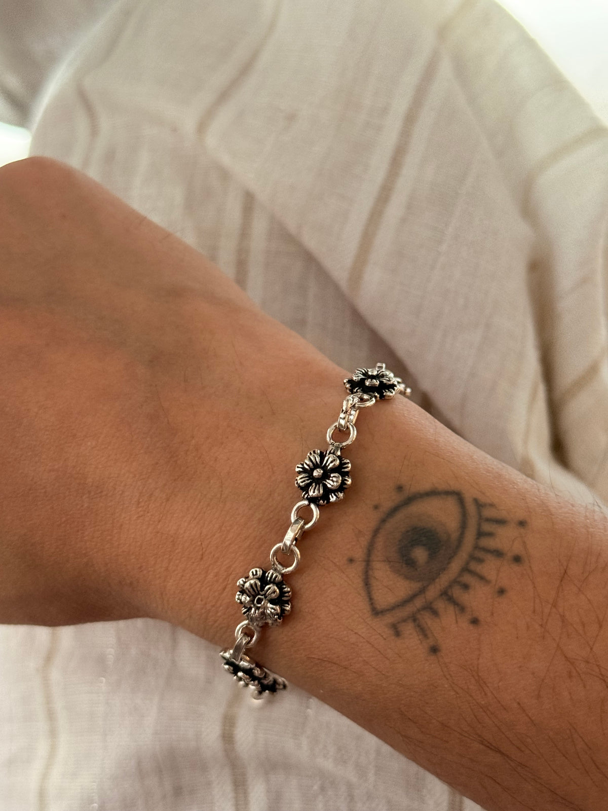 925 Sterling Silver Antique Style Small Flower Bracelet