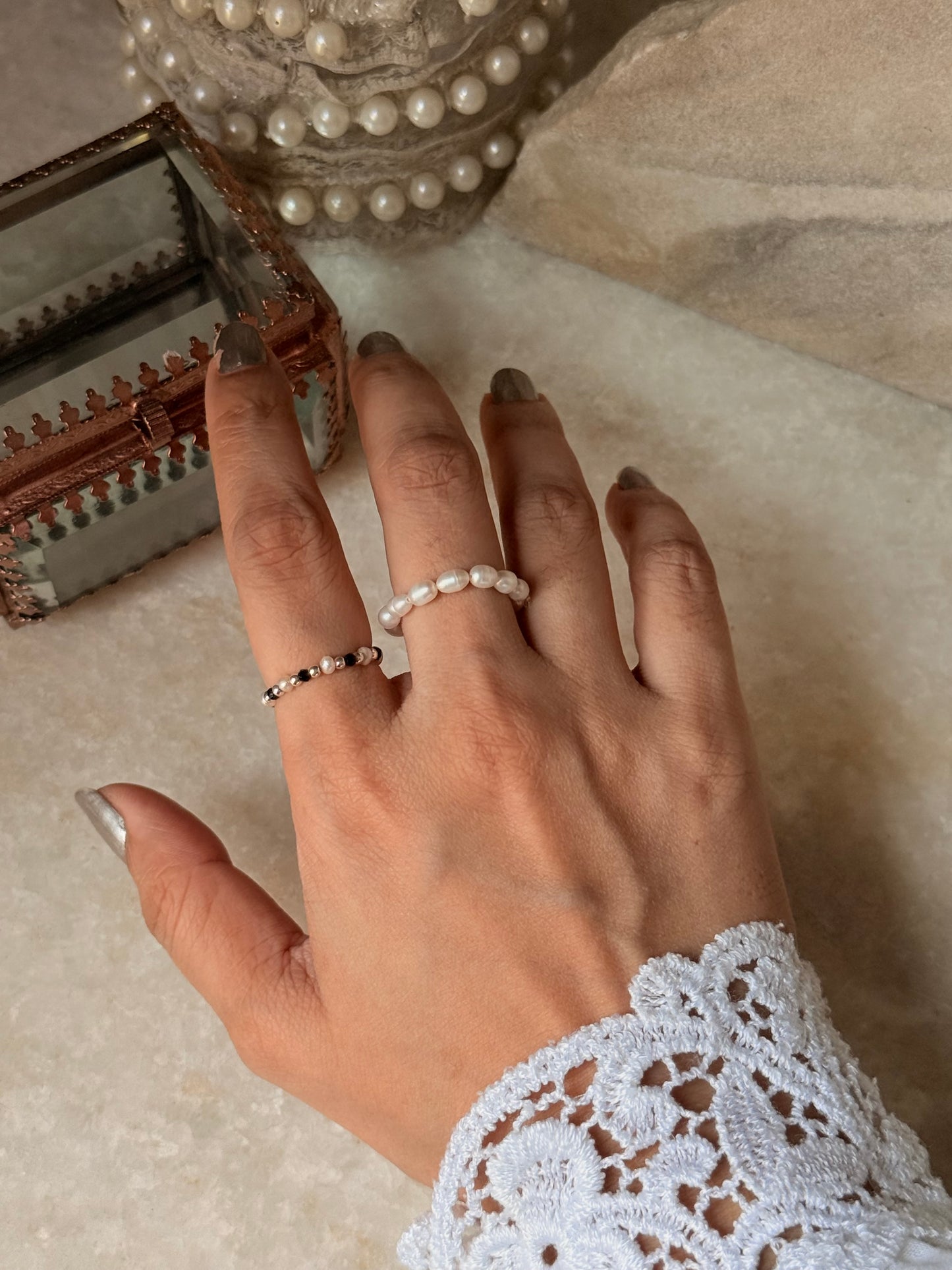 Natural Crystal Stretchy Shiny Basra Pearl & Black Spinel Silver Ball Rings