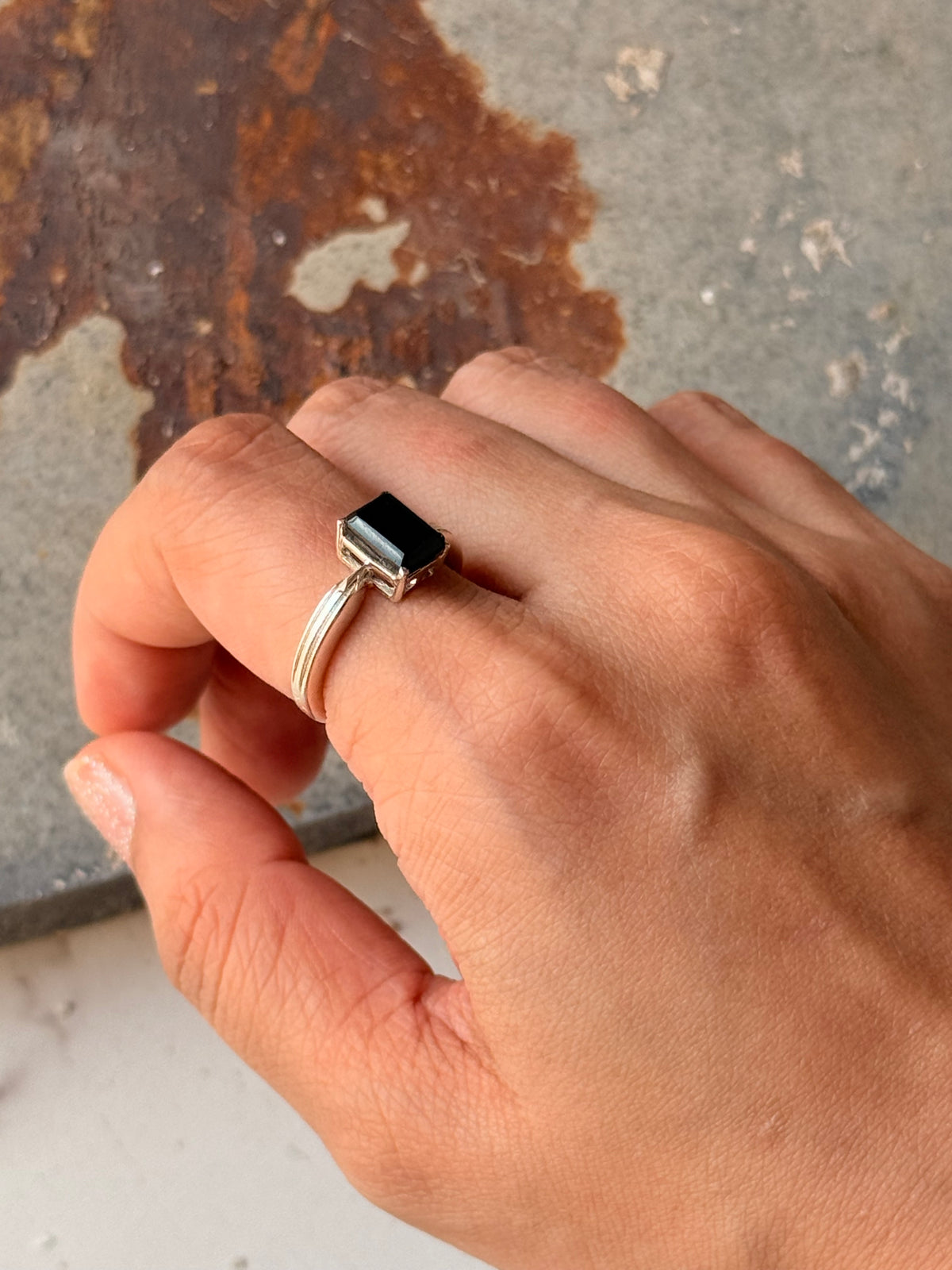 925 Sterling Silver Black Onyx Rectangle Contemporary Style Ring