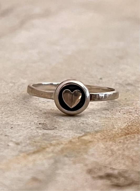 Pretty Round Heart 925 Sterling Silver Ring
