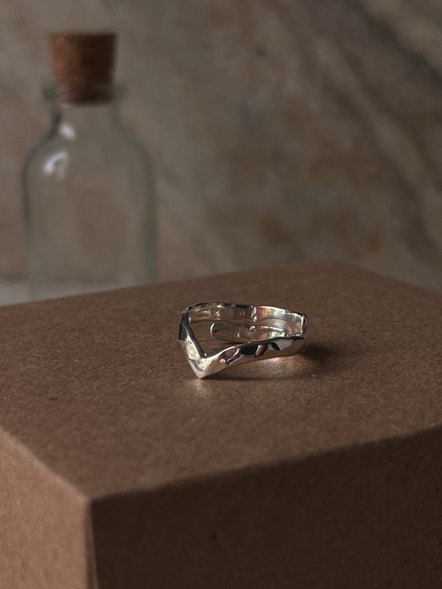 V Hammered Mid / Little Finger Adjustable 925 Sterling Silver Ring