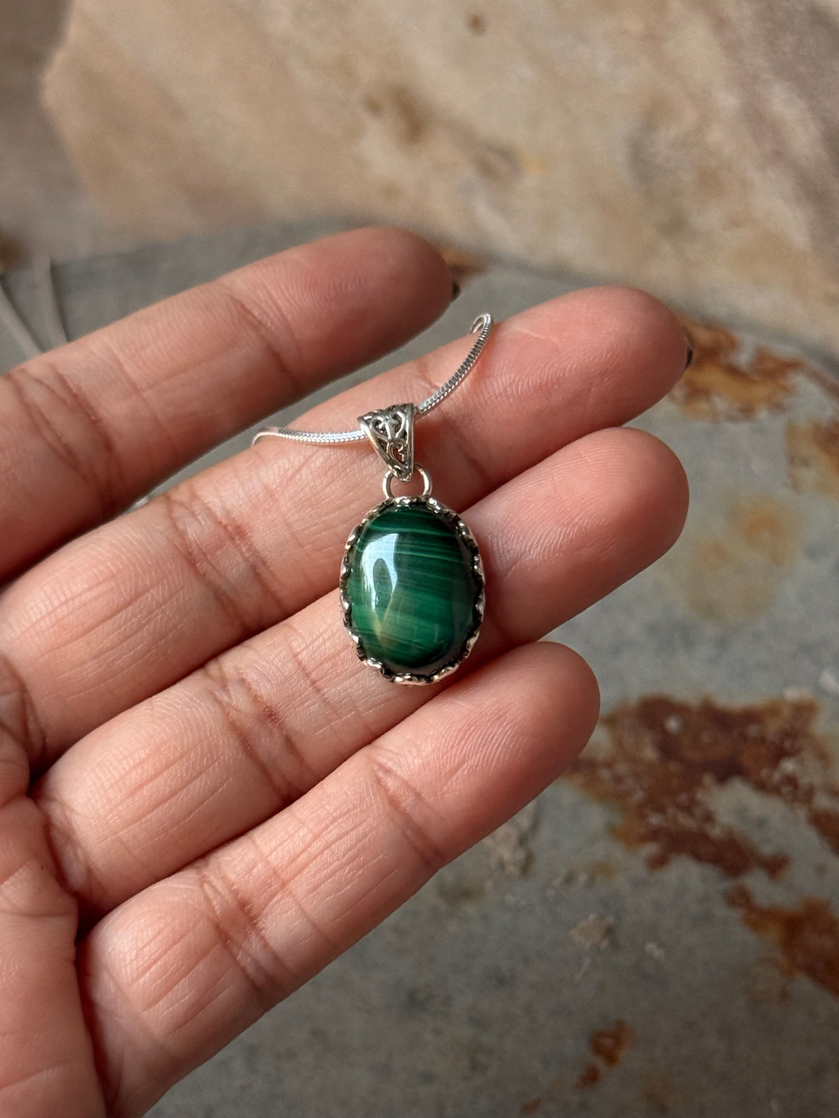 925 Sterling Silver Malachite Oval Vintage Motif Handcrafted Pendant
