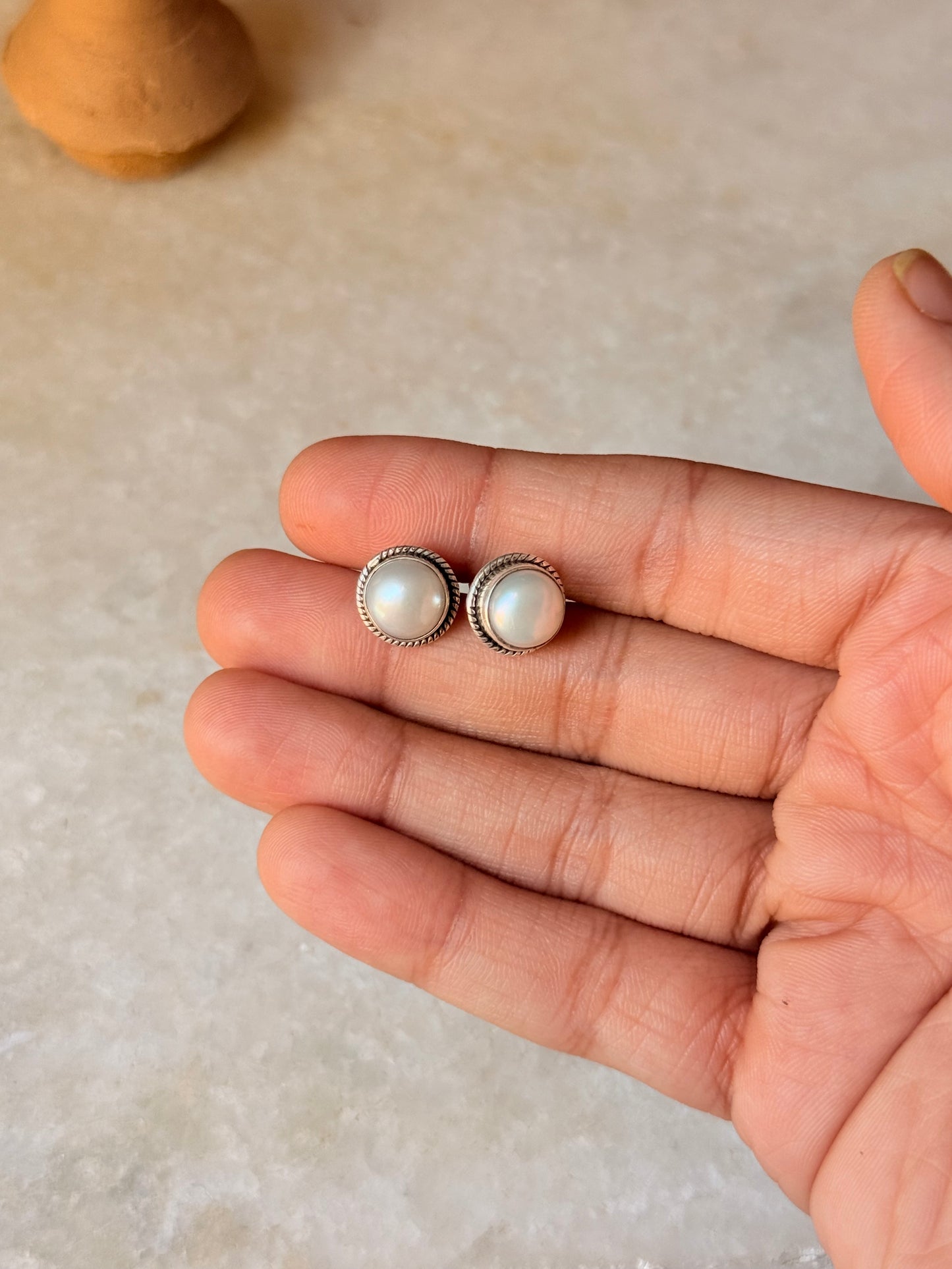 925 Sterling Silver Classic Fresh Water Pearl Round Studs Daily Wear Earrings
