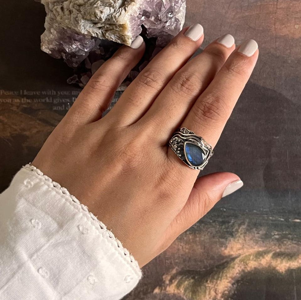 Labradorite Pear Silver Ring with Rustic Detailing