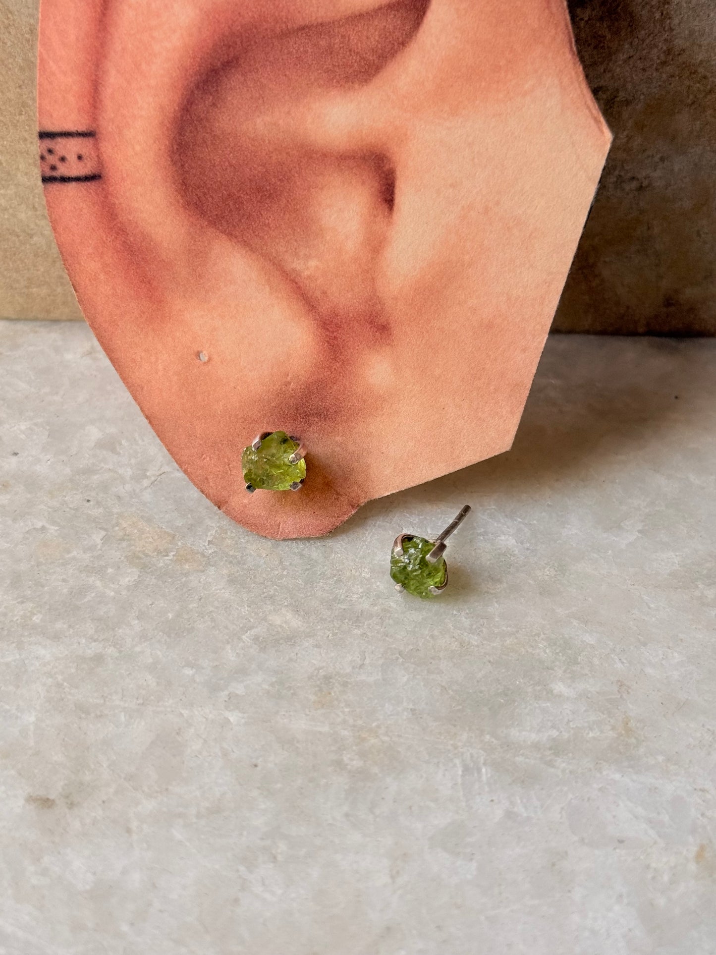 925 Sterling Silver Peridot Raw Uncut Prong Setting Studs Earrings