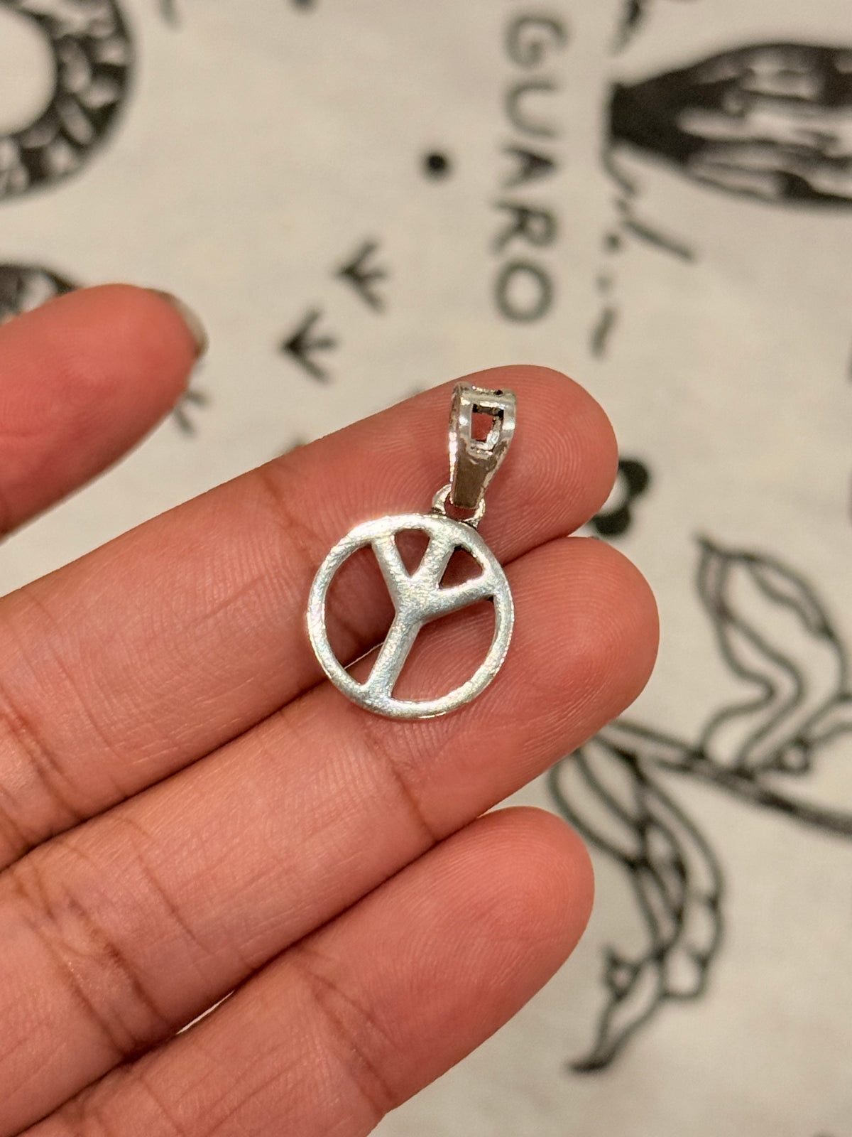 925 Sterling Silver Peace Symbol Pendant