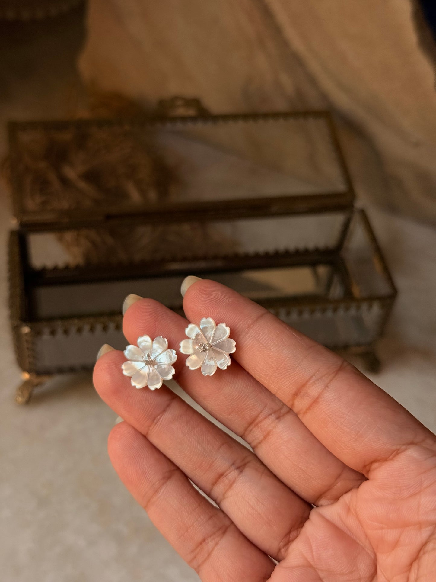 925 Sterling Silver Mother of Pearl Flower Craved - White Topaz Tiny Studs- 2 in 1