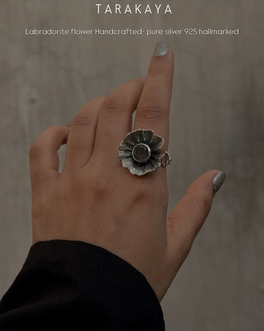 925 Sterling Silver Labradorite & CZ Flower Ring