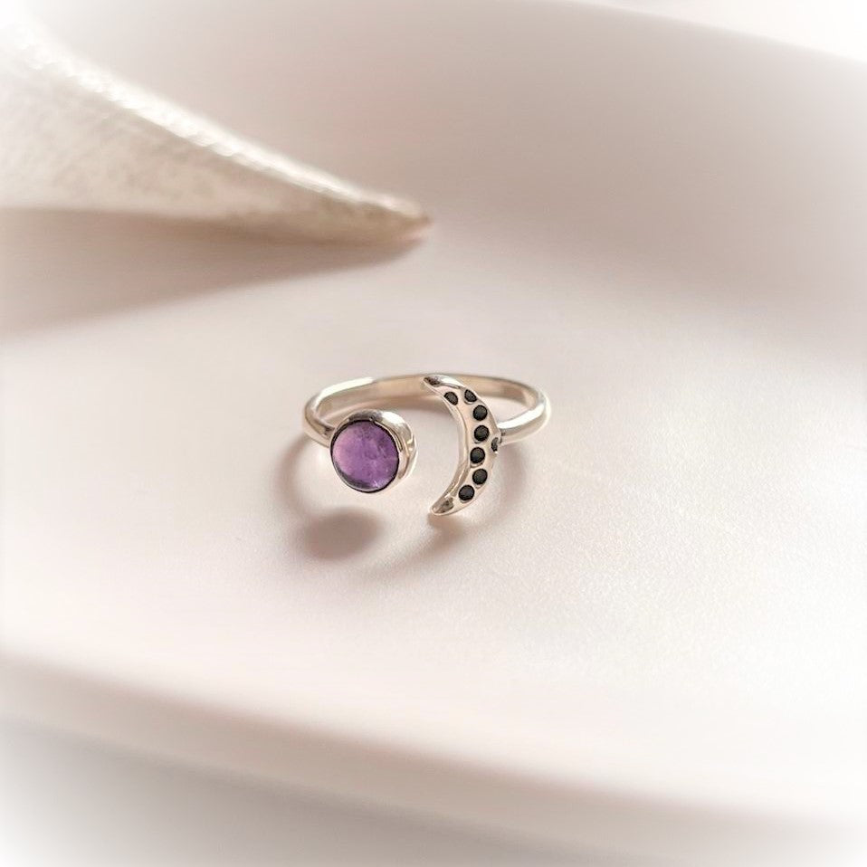 Amethyst Crescent Moon Ring in Silver for Unique Style 