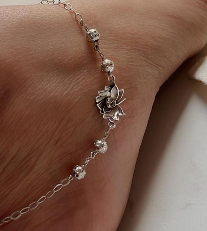 Handcrafted Divine Lotus pure silver anklet with nature-inspired details