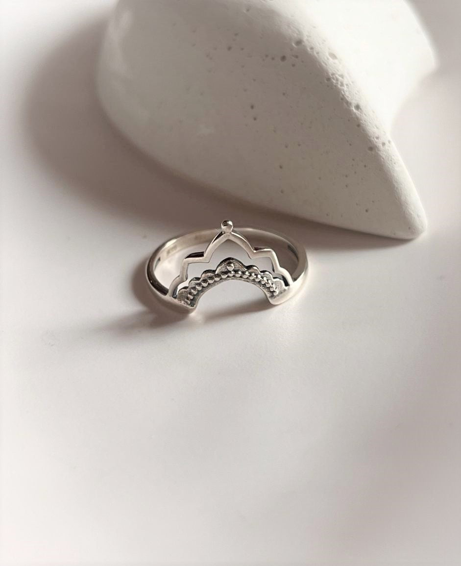 Chic Boho Crown Stack Ring in Silver