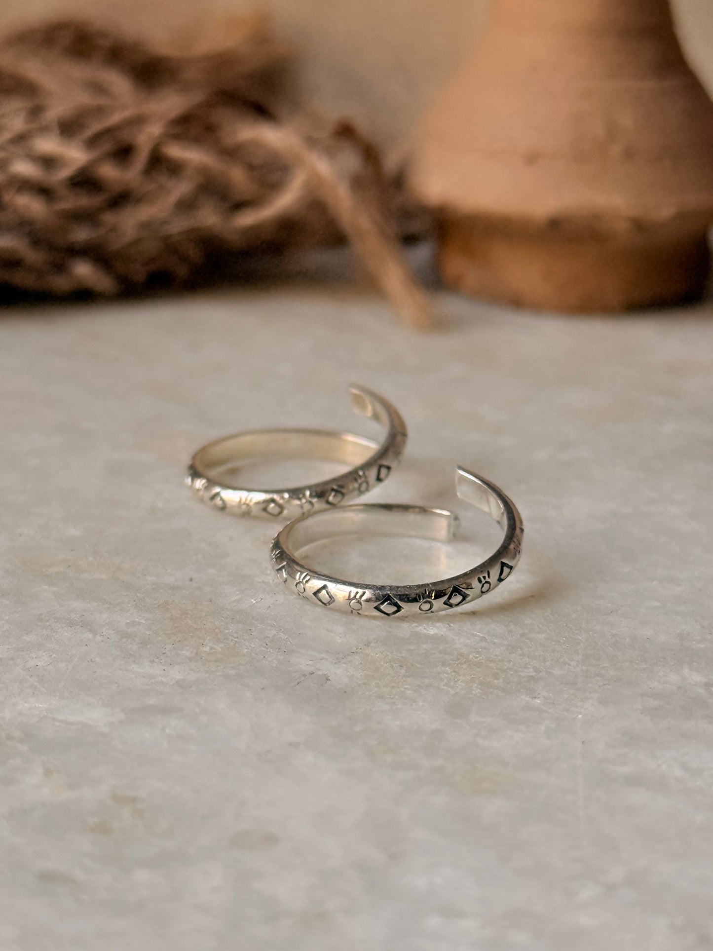 925 Sterling Silver Tribal Engraved Toe Ring