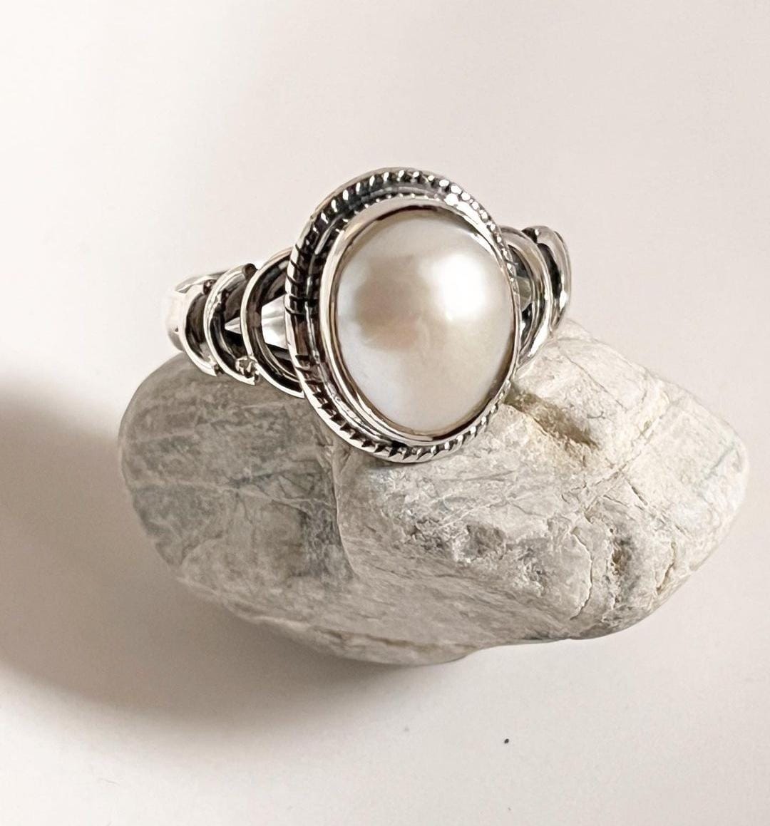 Elegant Fresh Water Pearl Oval Boho Silver Ring