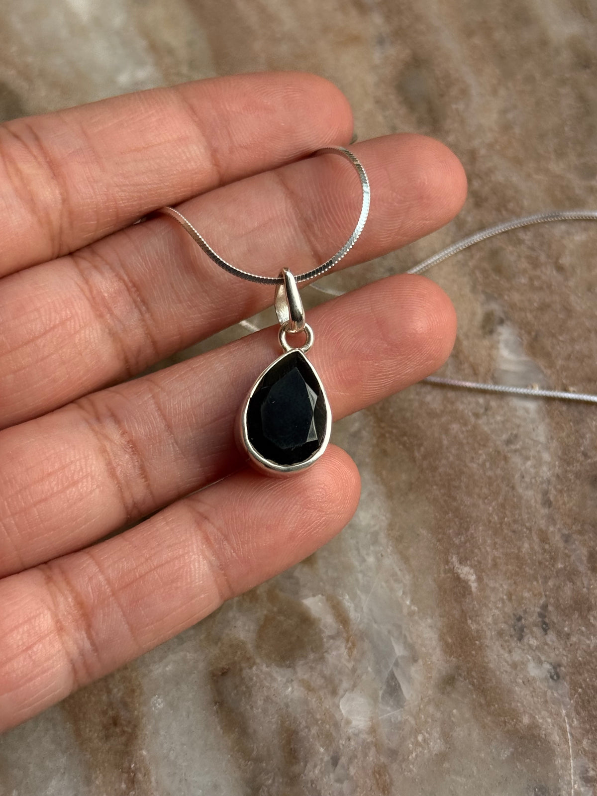 925 Sterling Silver Black Onyx Pear Unisex Pendant