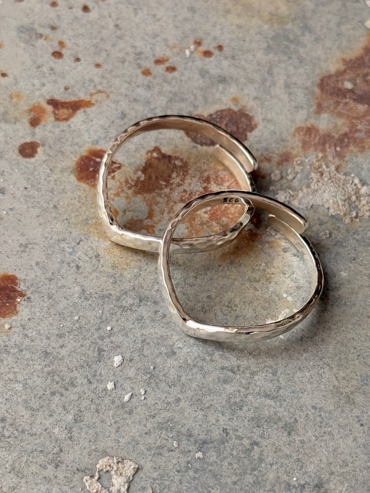 925 Sterling Silver V Hammered Thumb Sturdy Daily Wear Pure Big Toe Ring