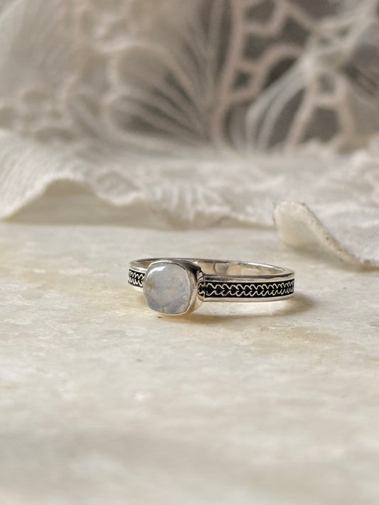 925 Sterling Silver Rainbow Moonstone Square Heart Band Ring