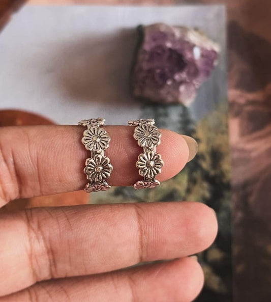 Flower Band Design Pure Silver Toe Ring
