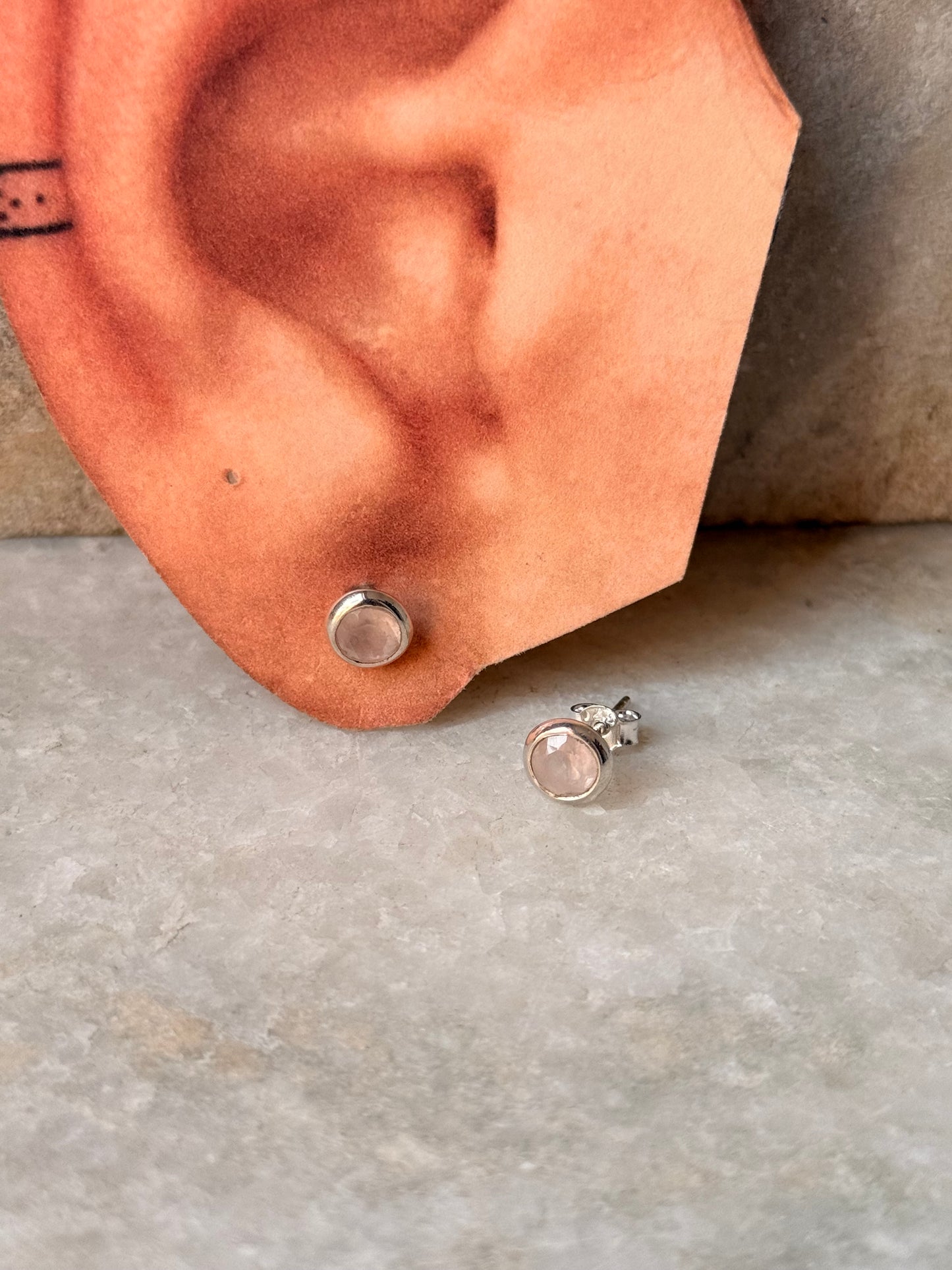 925 Sterling Silver Rose Quartz 6mm Round Studs