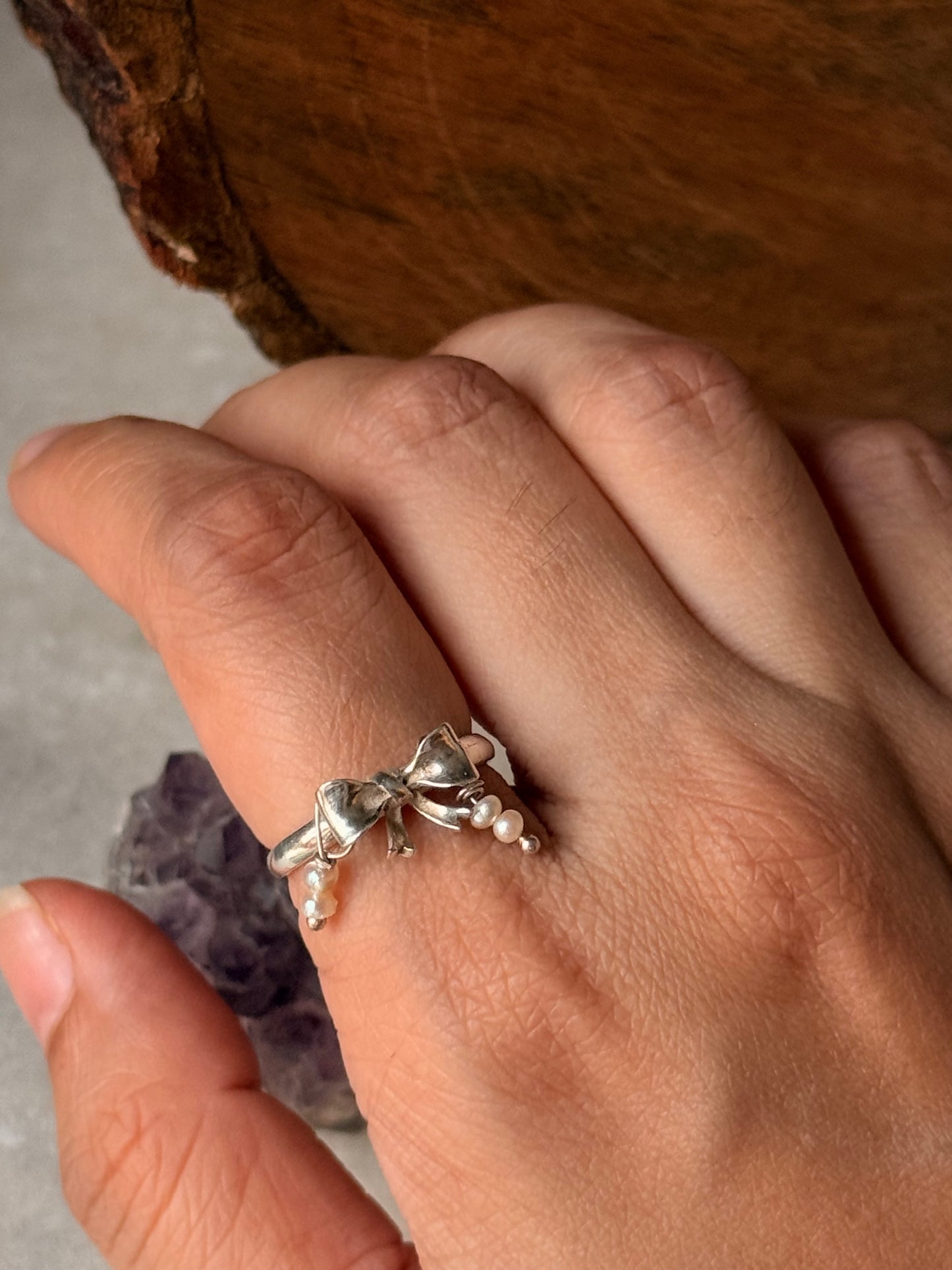 925 Sterling Silver 3D Pretty Boho Bow, 2 Shiny Pearls Ring