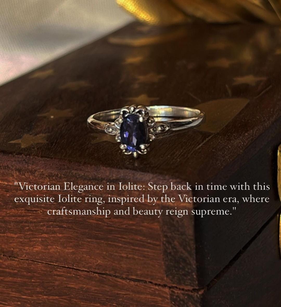 Charming Iolite ring in Victorian style, made of 925 silver