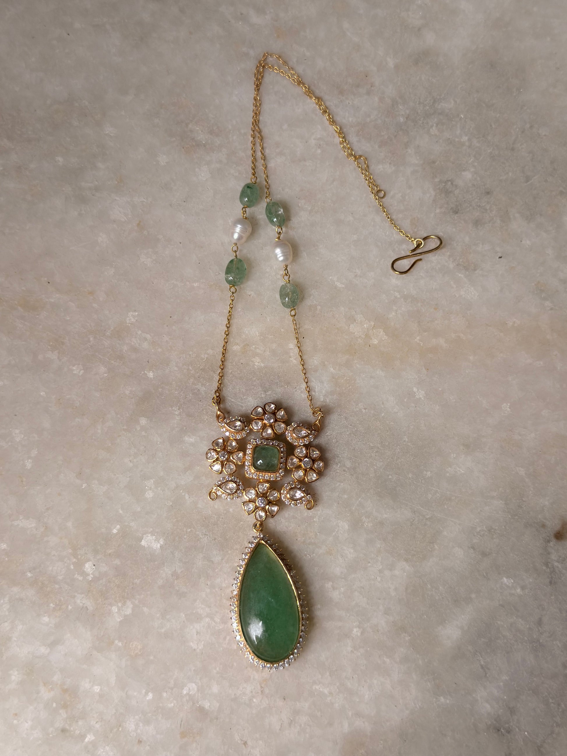Handcrafted 925 Sterling Silver Gold Plated Antique Moissanite Polki Green Onyx and Freshwater Pearl Necklace
