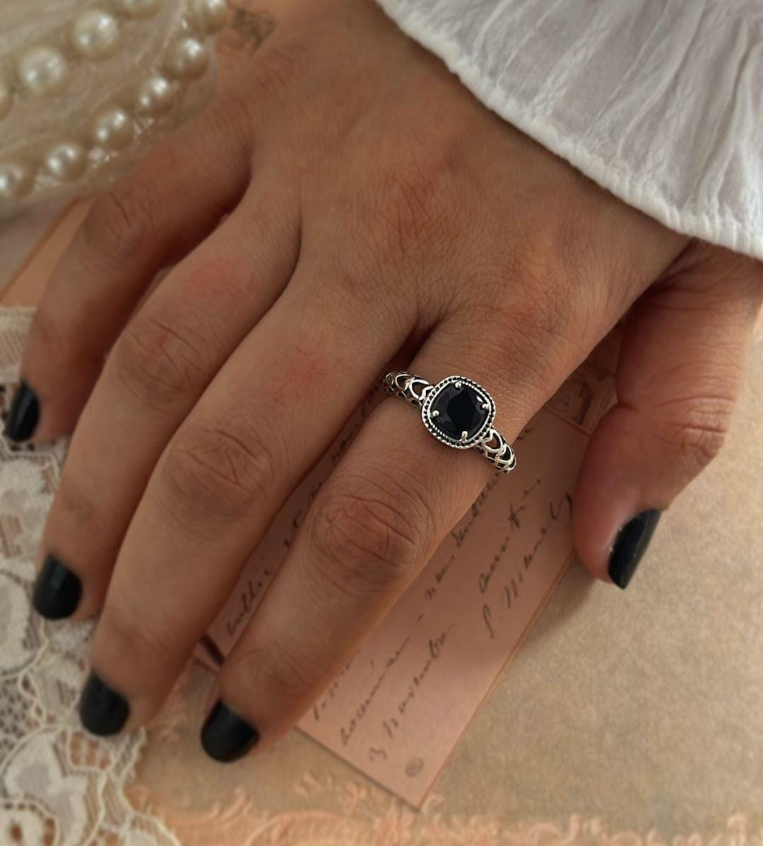 Stylish Black Onyx Silver Heart Ring