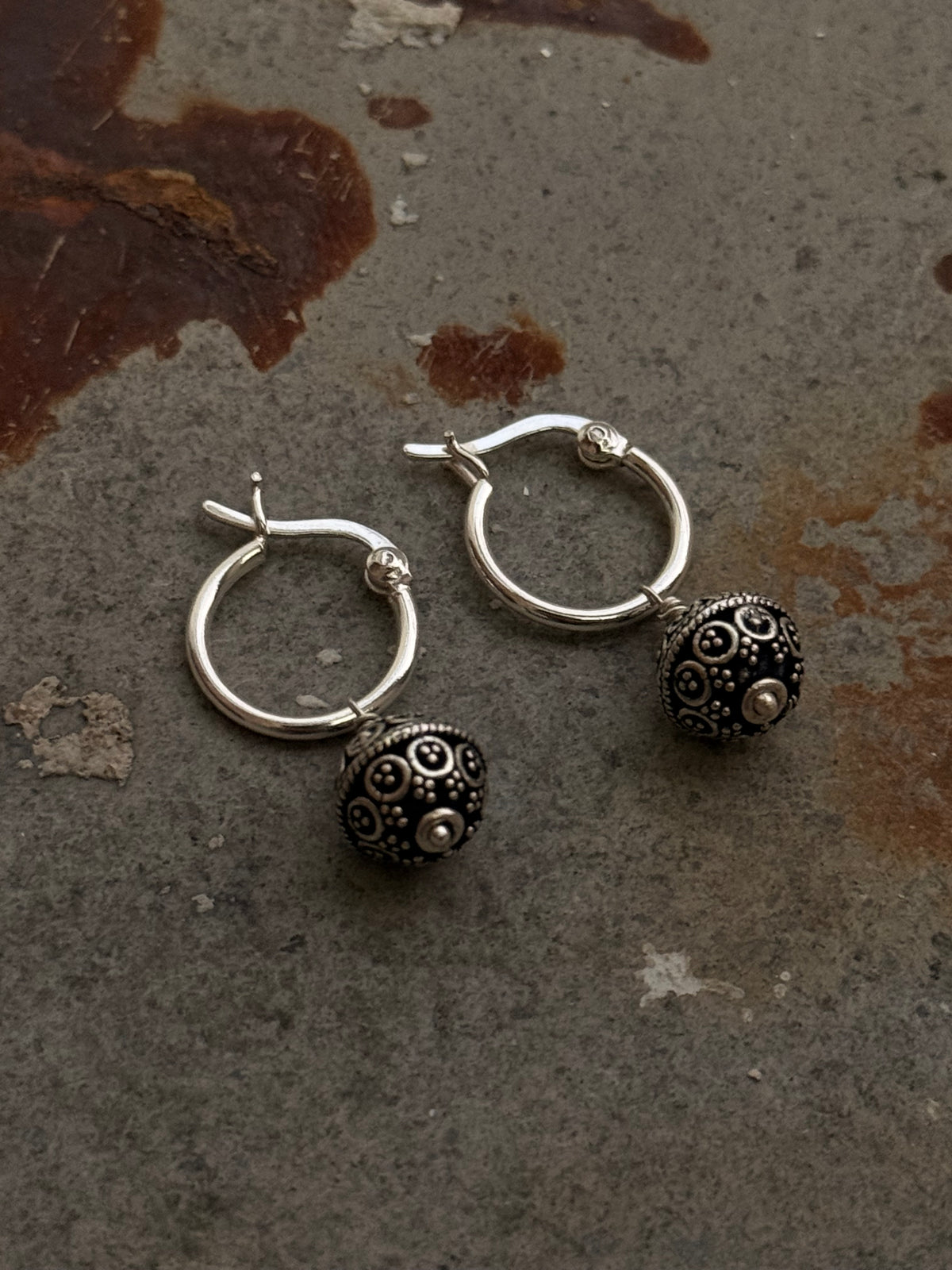 925 Sterling Silver Rawa Silver Balls Hoops Mandali Earrings