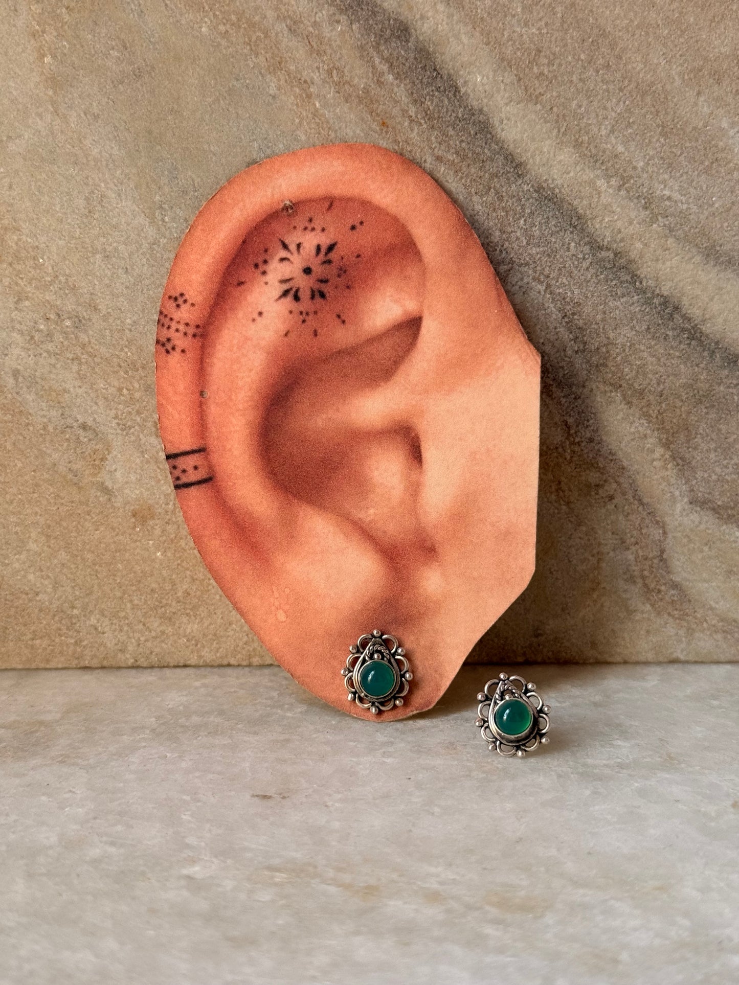 925 Sterling Silver Rawa Motif Green Onyx Earrings