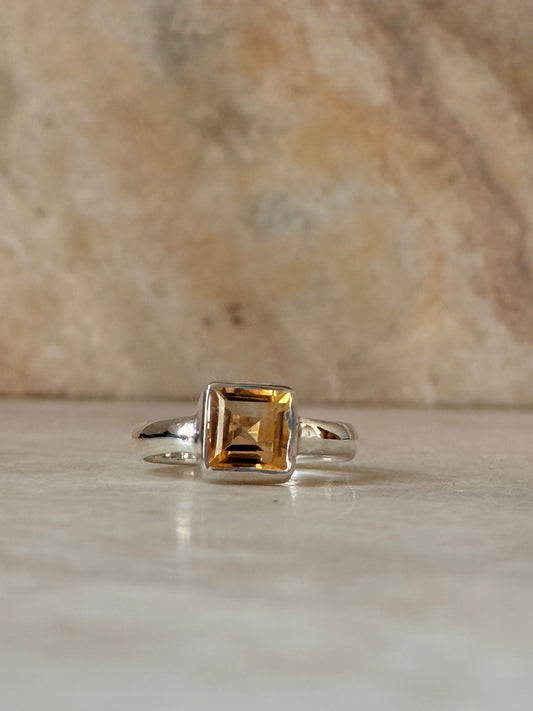 925 Sterling Silver Citrine Square Cut Ring
