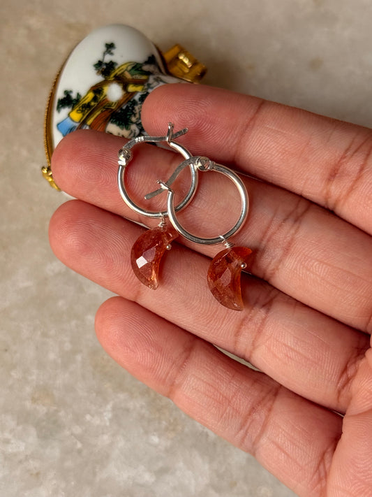 925 Sterling Silver Shiny Sunstone Crystal Moon Carved Italian Hoops