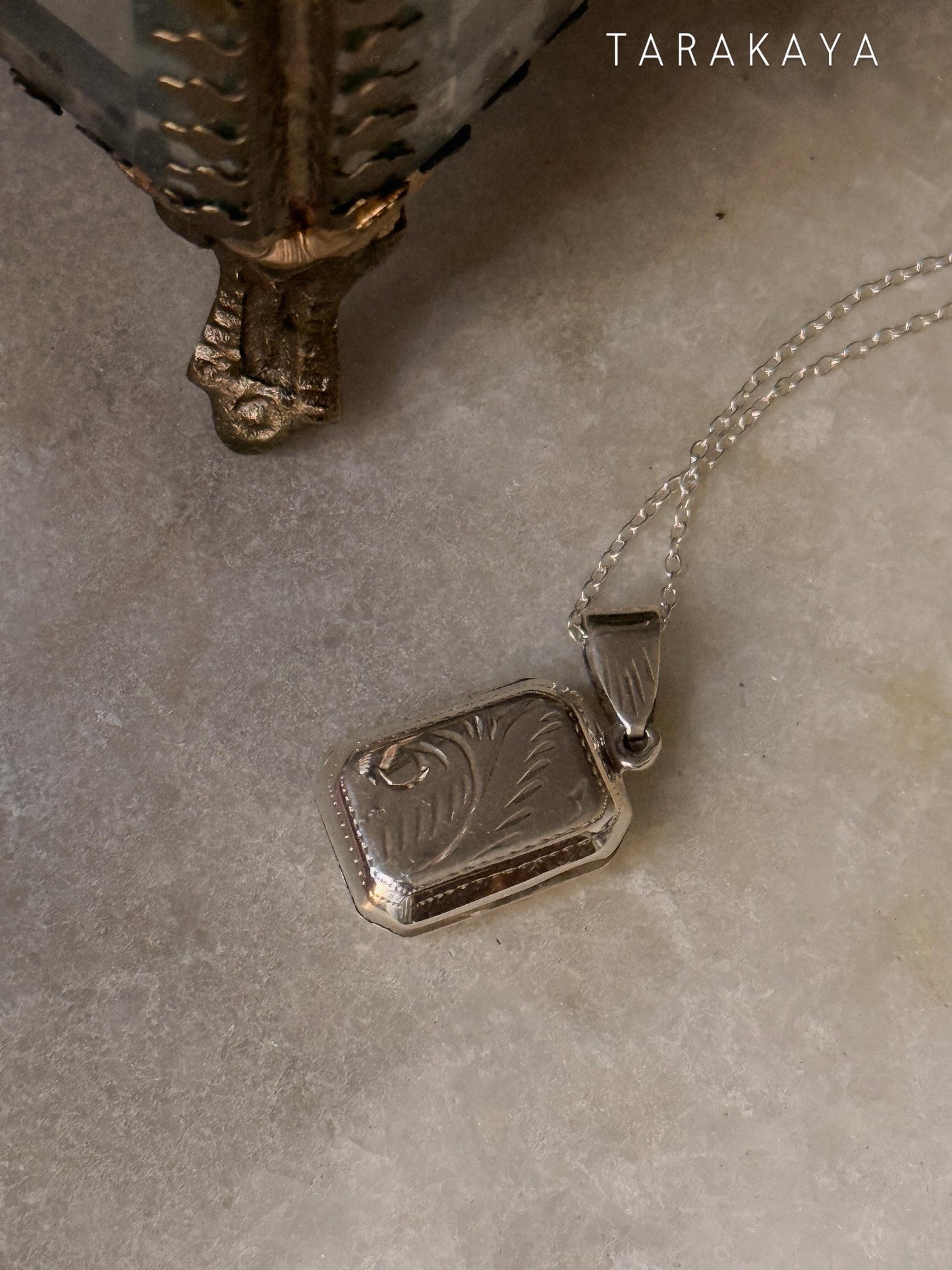 925 Sterling Silver Classic Rectangular Vintage Motifs Engraved Photo Pendant