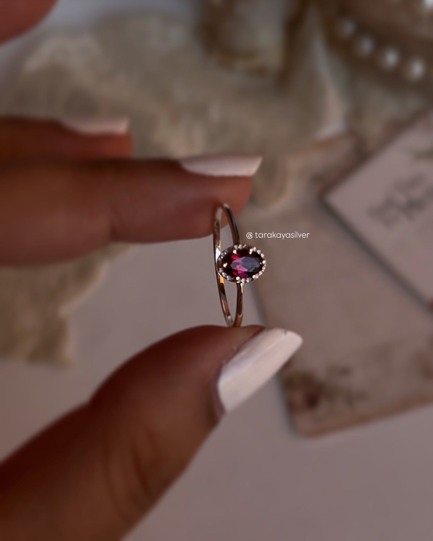 Vintage-Inspired Rhodolite Garnet Solitaire Ring in 925 Silver