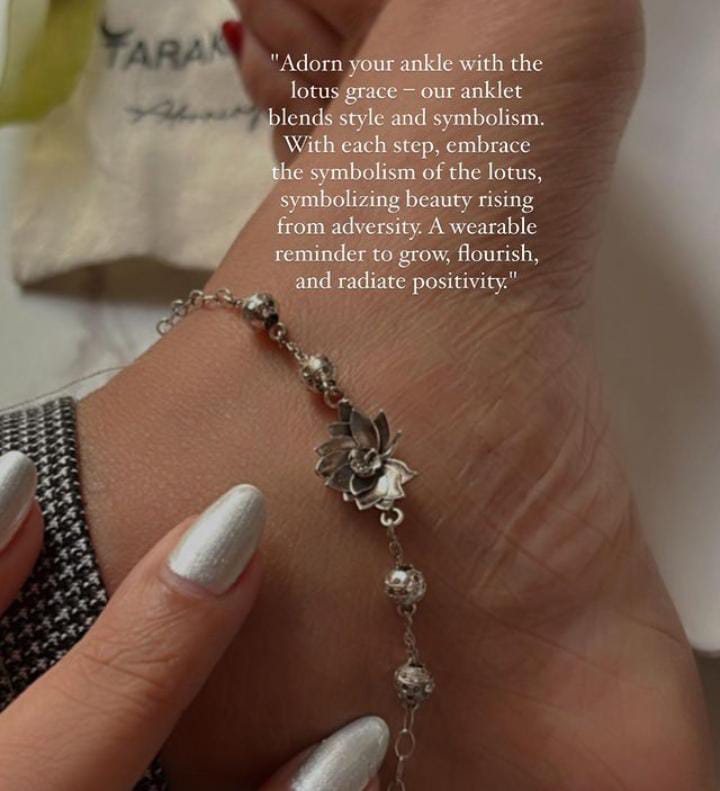 Timeless pure silver anklet featuring a Divine Lotus motif