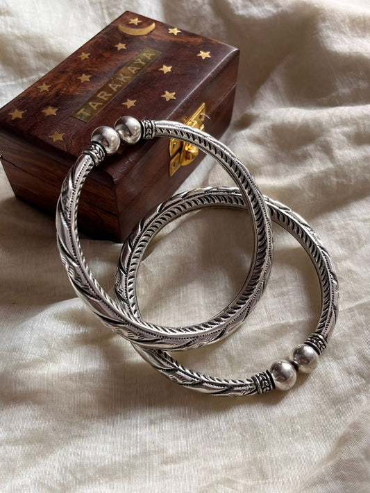 Handmade Leg Kada in Pure Silver with Fine Craftsmanship