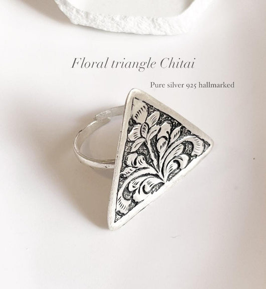 Handcrafted antique tribal Chitai flower ring in sterling silver 925.