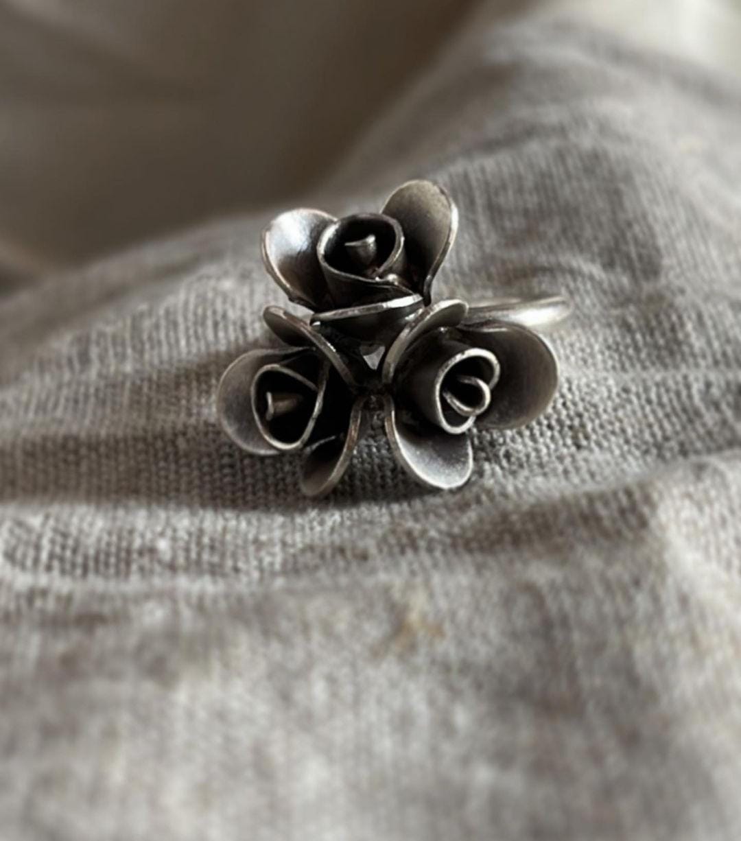 Handmade bohemian roses bouquet statement silver 925 ring