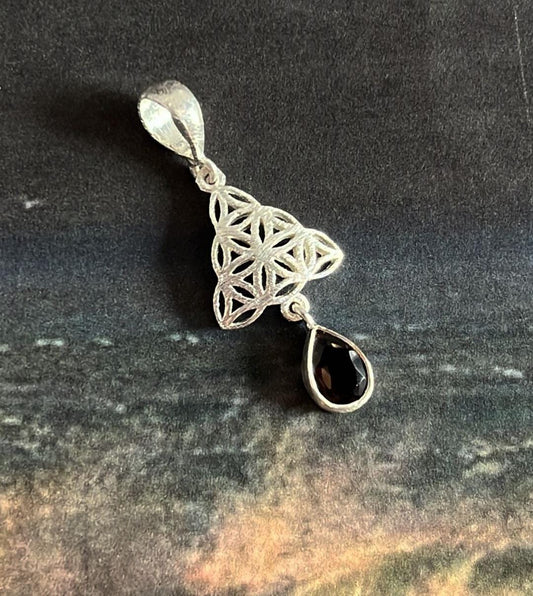 Smokey quartz silver pendant with Celtic knot design