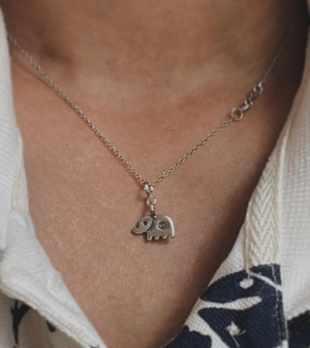 Boho-inspired Hathi charm pendant in polished silver