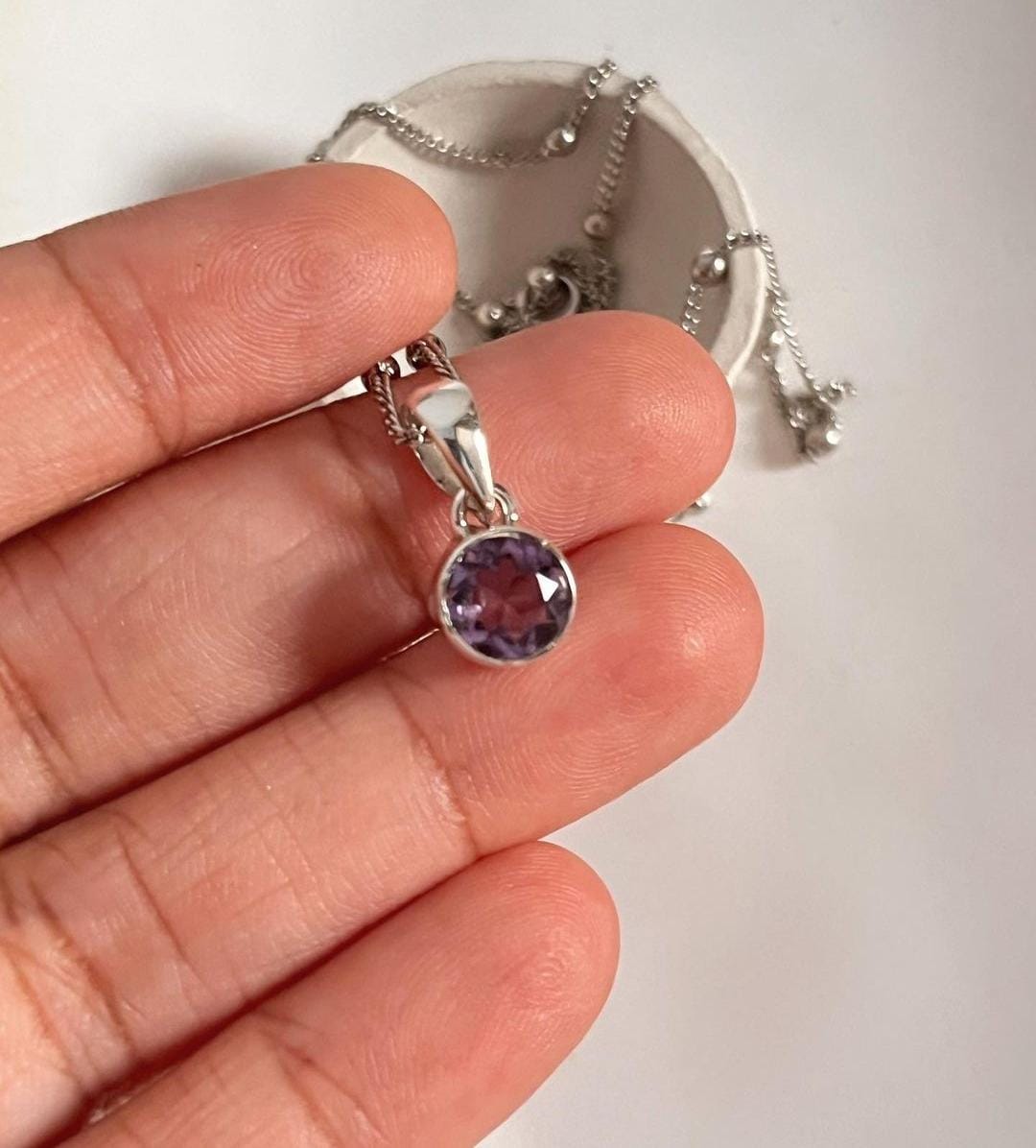Elegant Round Cut Amethyst Pendant in Silver Setting