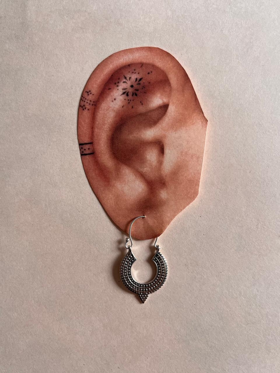 Gulari Banjara Design 2 hoop earrings