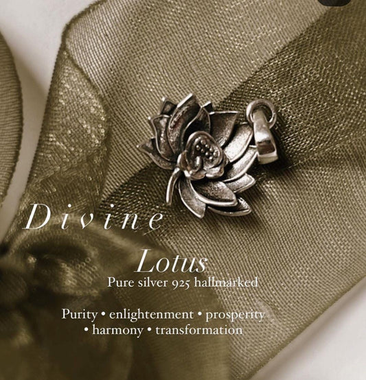 Simple Lotus Plain Silver Pendant with Elegant Design