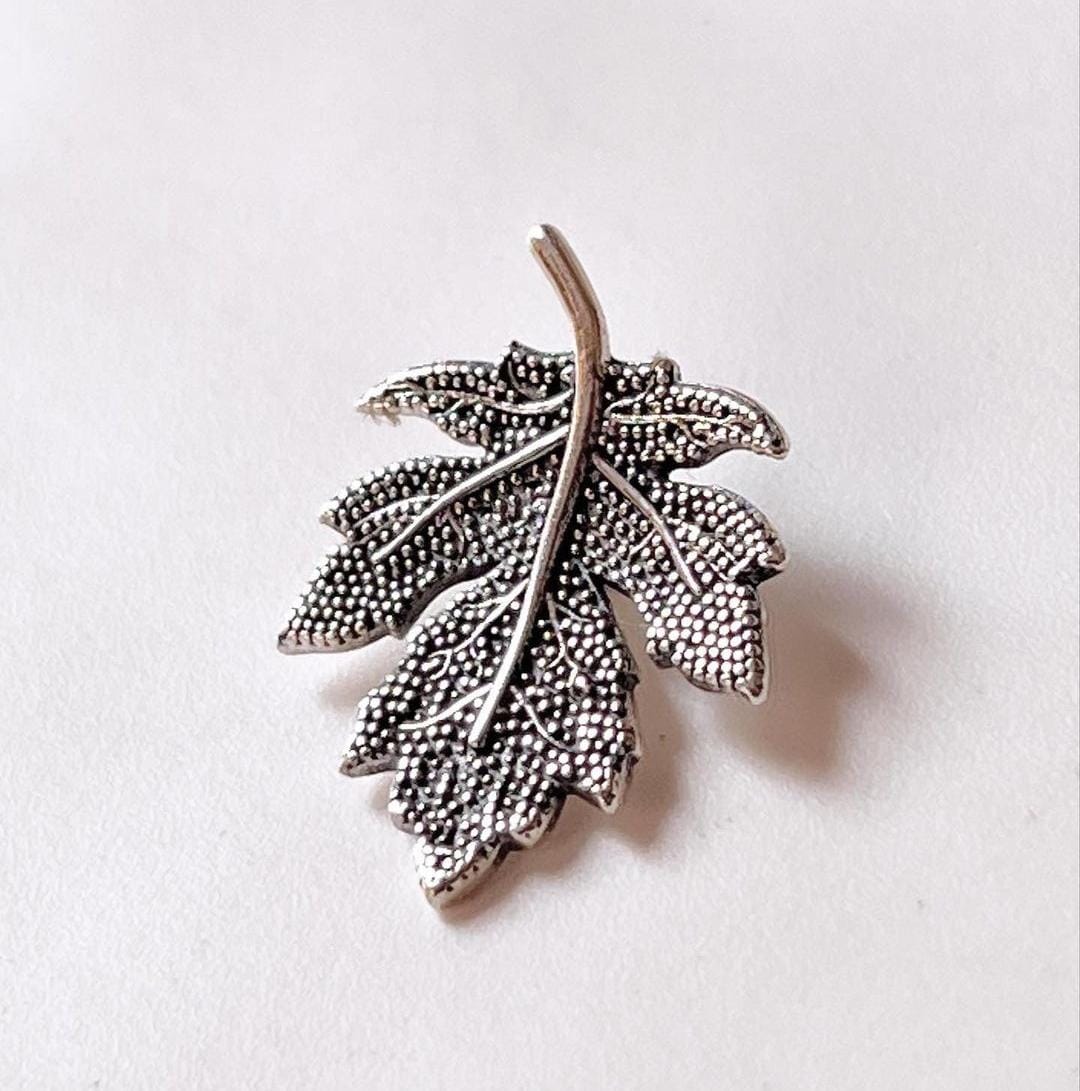 Sterling Silver Maple Invisible Hook Pendant for Modern Style