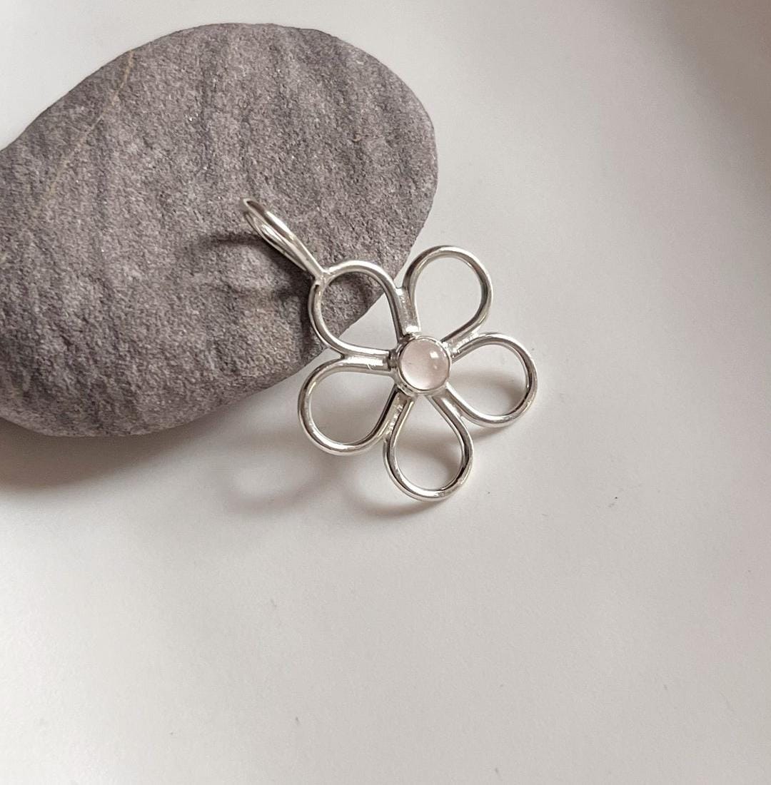 Rose Quartz Floral Dream Pendant in 925 Sterling Silver