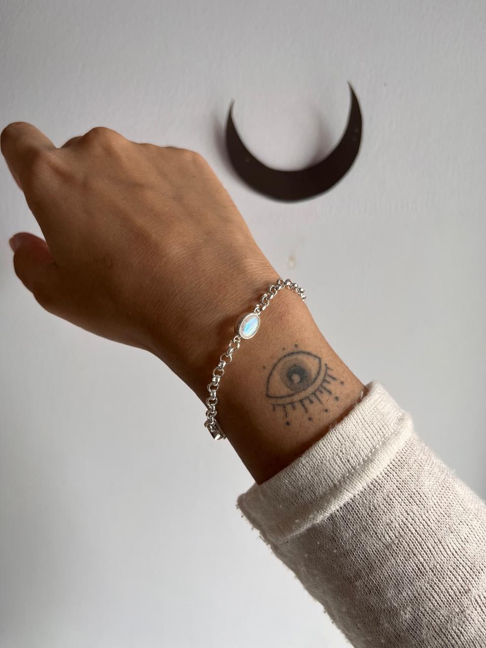 Moonstone Crystal 3 Stone Silver Bracelet for Jewelry