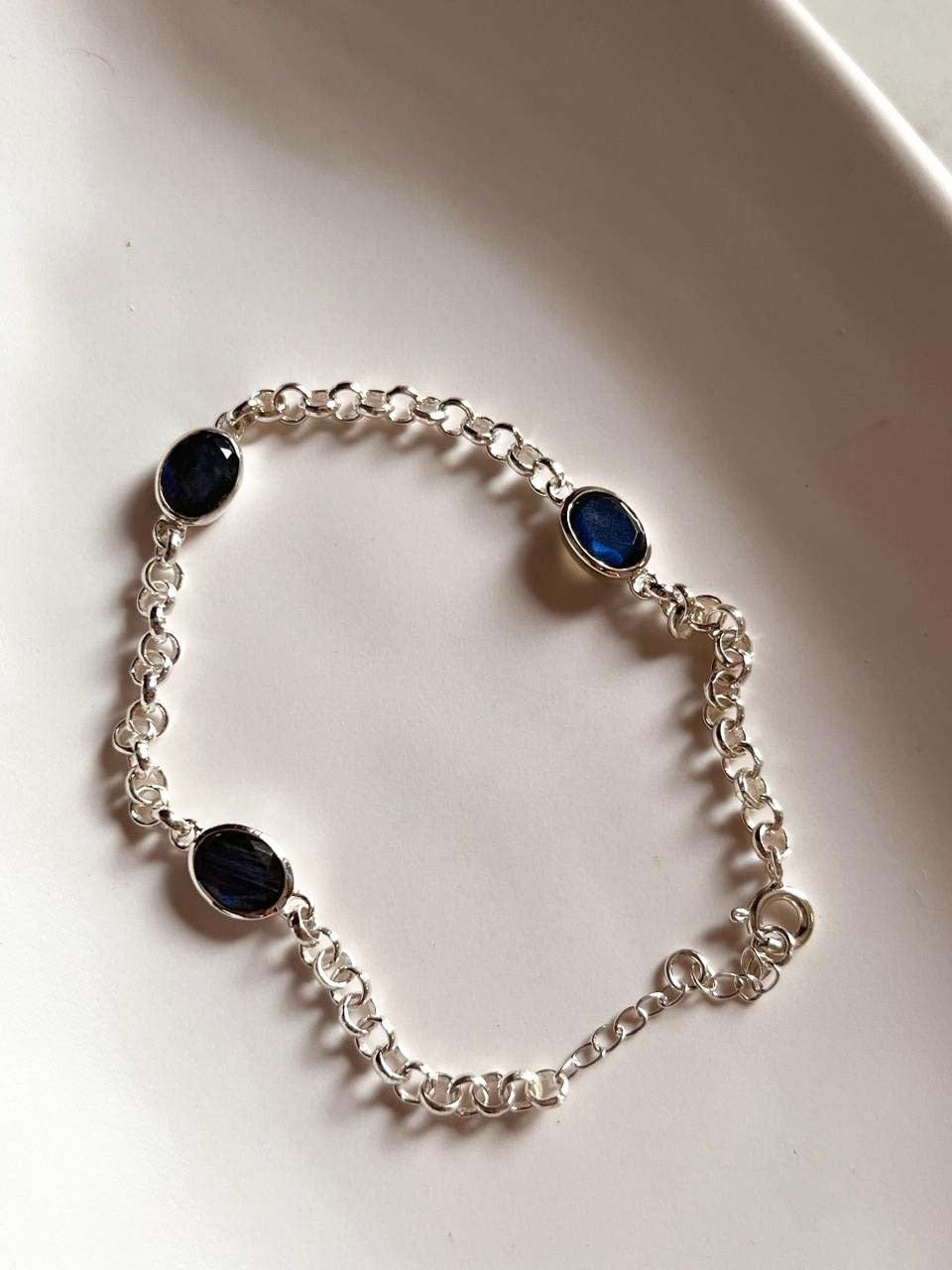 Elegant Labradorite 3 Stone Silver Bracelet