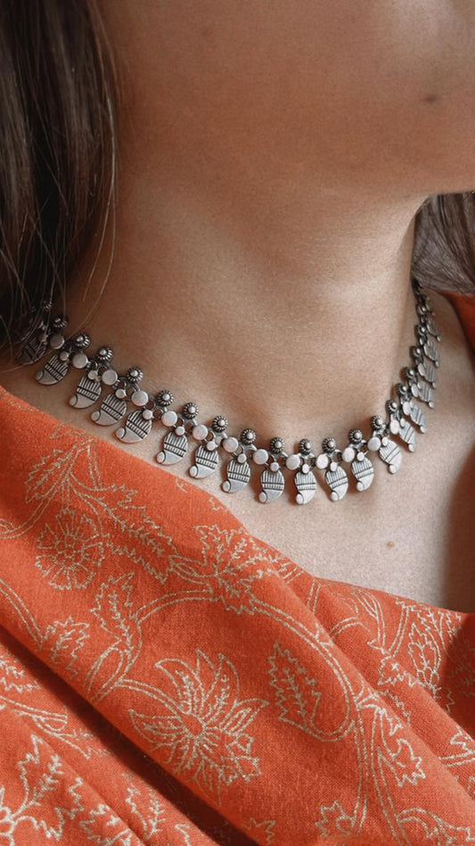 Tribal mango leaf motif boho sterling silver necklace