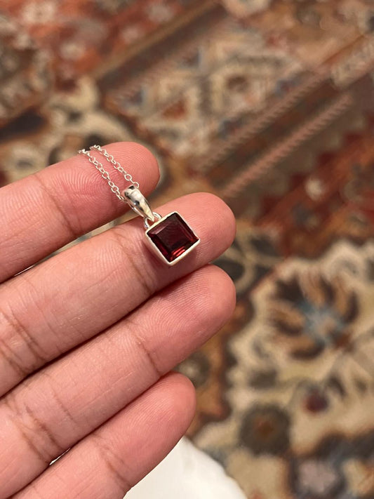 925 Sterling silver pendant featuring a square garnet gemstone