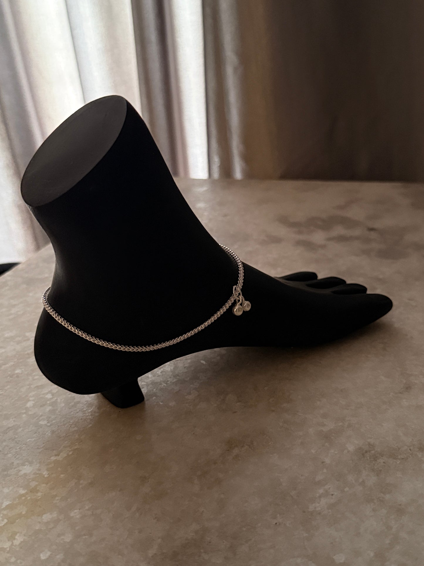 Polished sterling silver anklet with fox tail chain pattern  