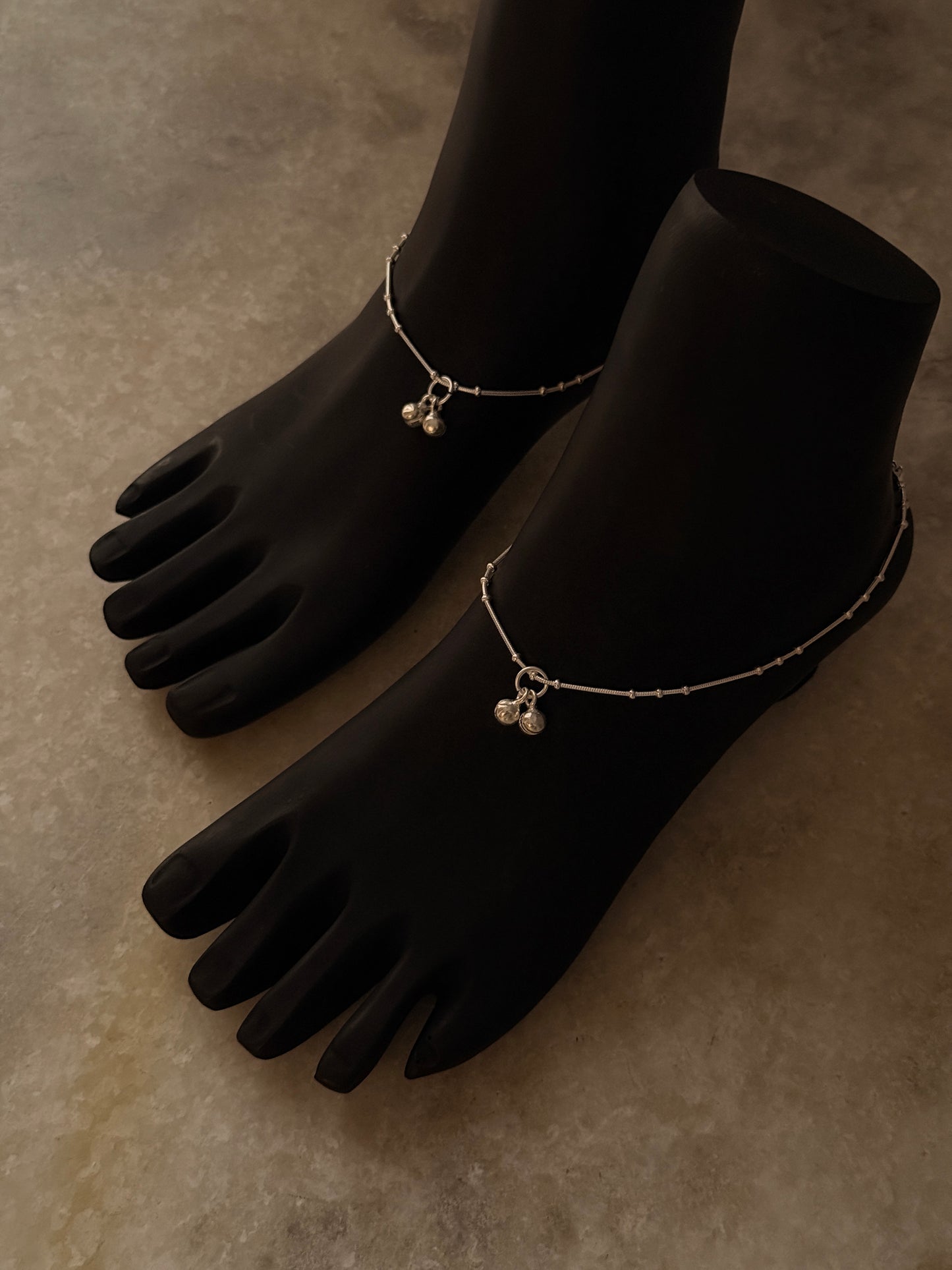  Stylish snake dot design anklet crafted in pure sterling silver  