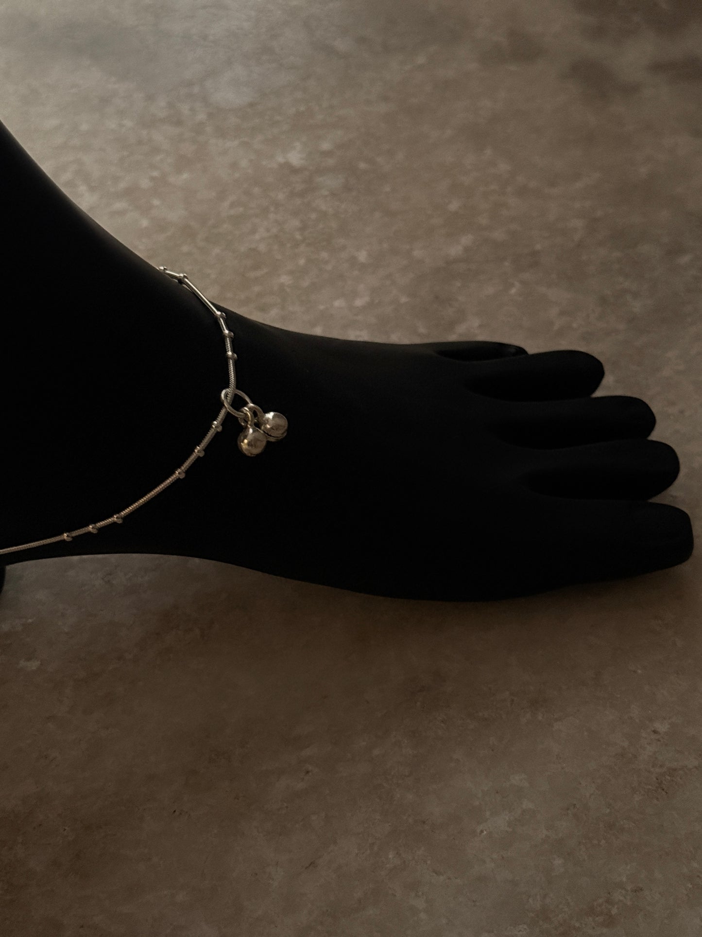  Modern daily wear silver anklet with Chelsi snake design